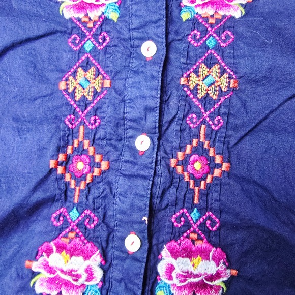 Johnny Was 3J Workshop Embroidered Blue Cotton Tunic Top Size Small - Picture 6 of 9